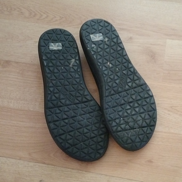 Teva 💋 - Picture 2 of 3